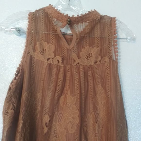 Taylor & Sage women's size M brown floral top - Picture 6 of 14